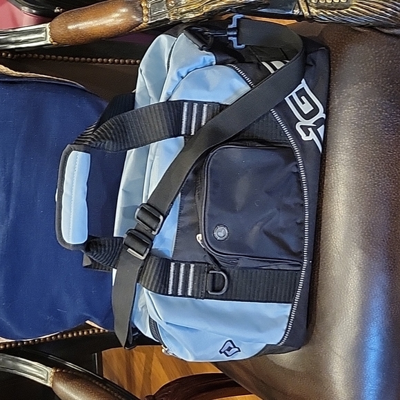 OGIO Half Dome Duffle Gym BAG Travel Carryon light blue w/shoulder strap Unisex - Picture 1 of 6